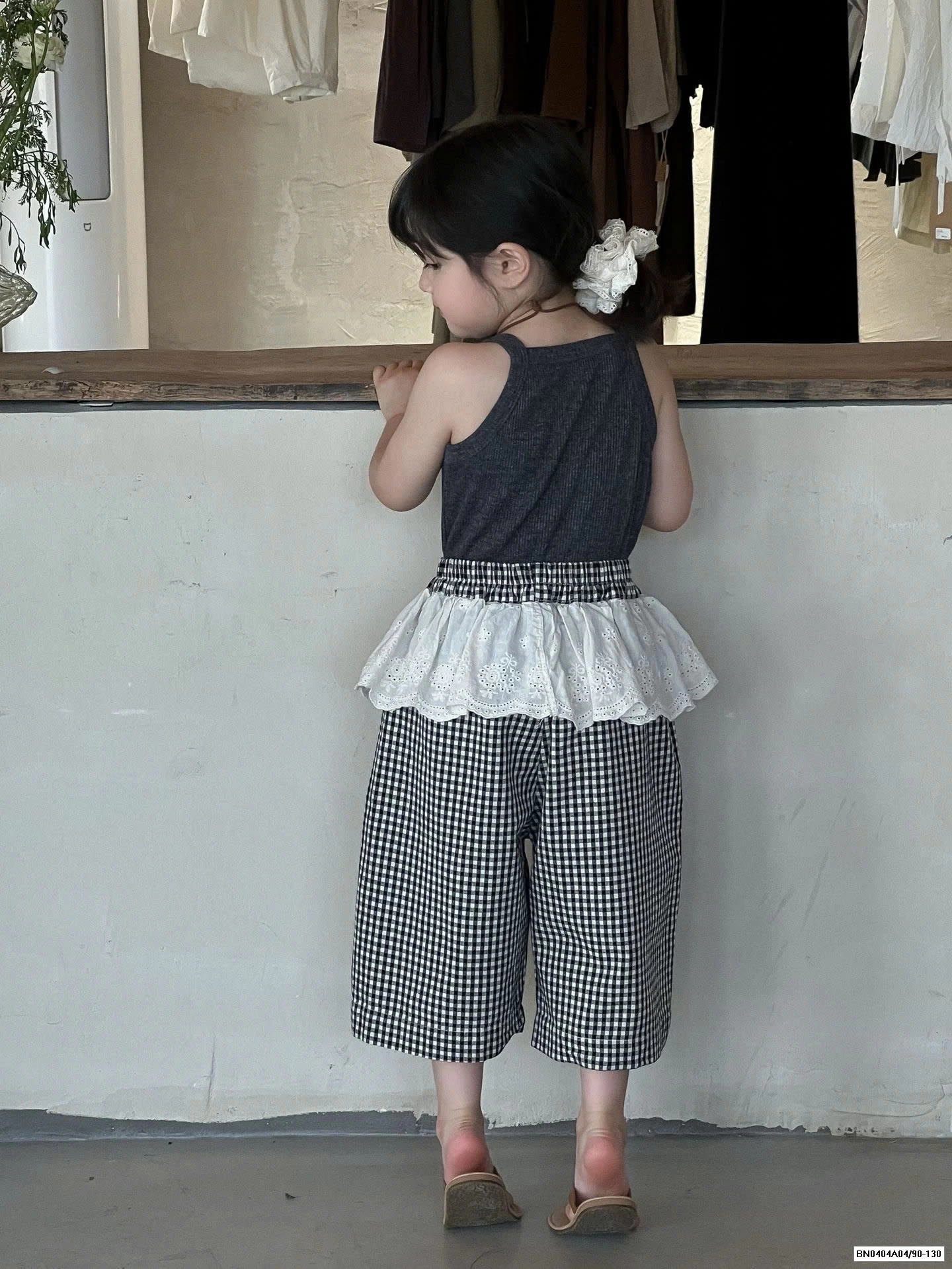 SÉT ÁO 2 DÂY QUẦN CARO VIỀN REN