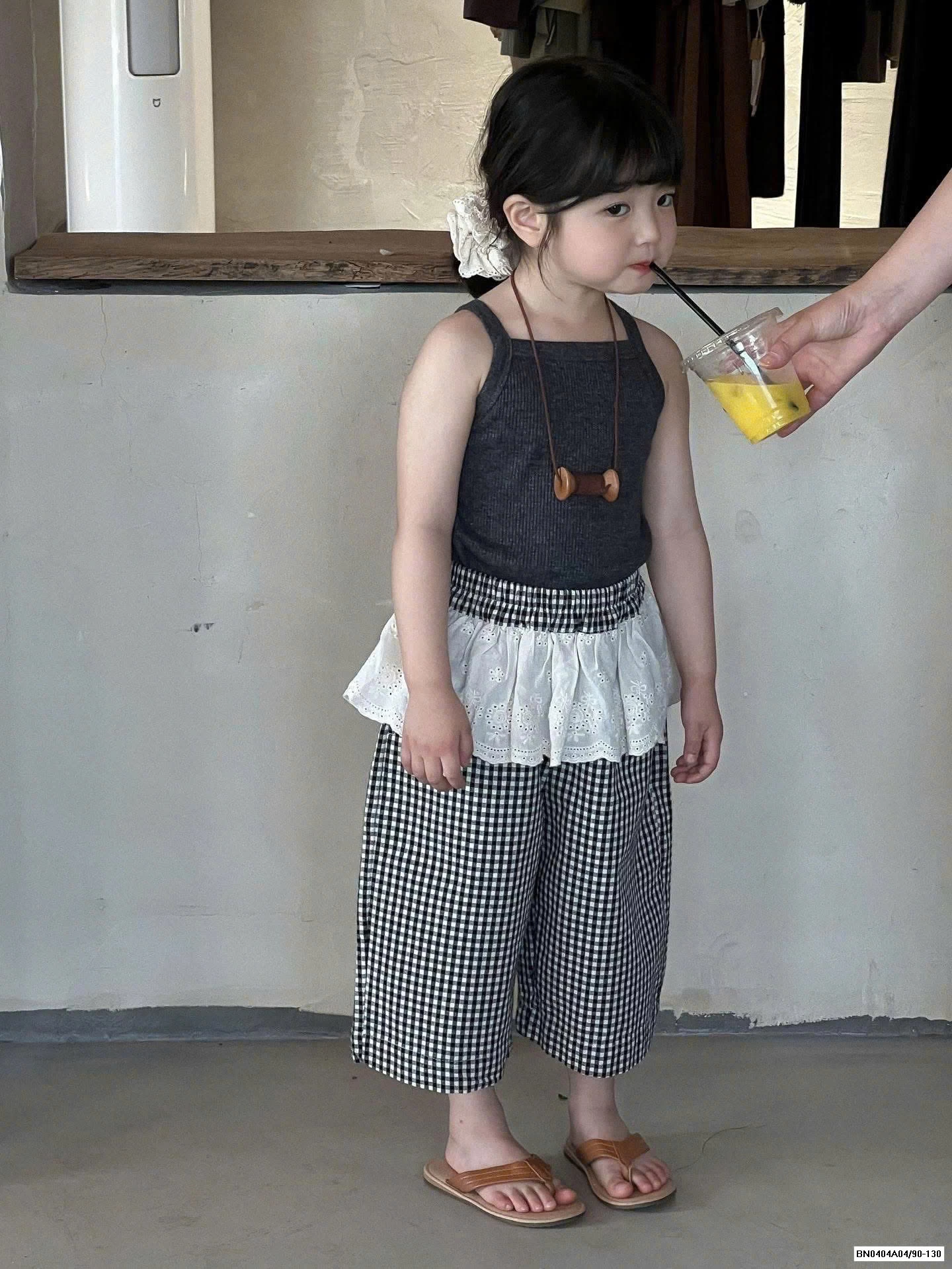 SÉT ÁO 2 DÂY QUẦN CARO VIỀN REN