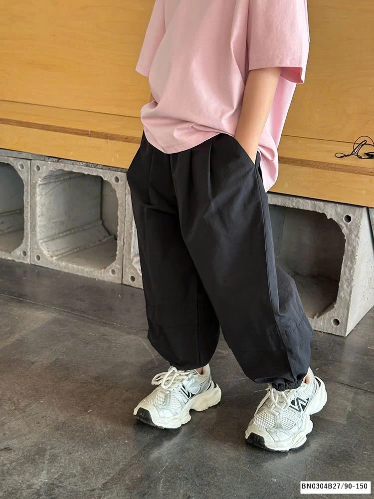 QUẦN GIÓ BO GẤU AMBB 25B124