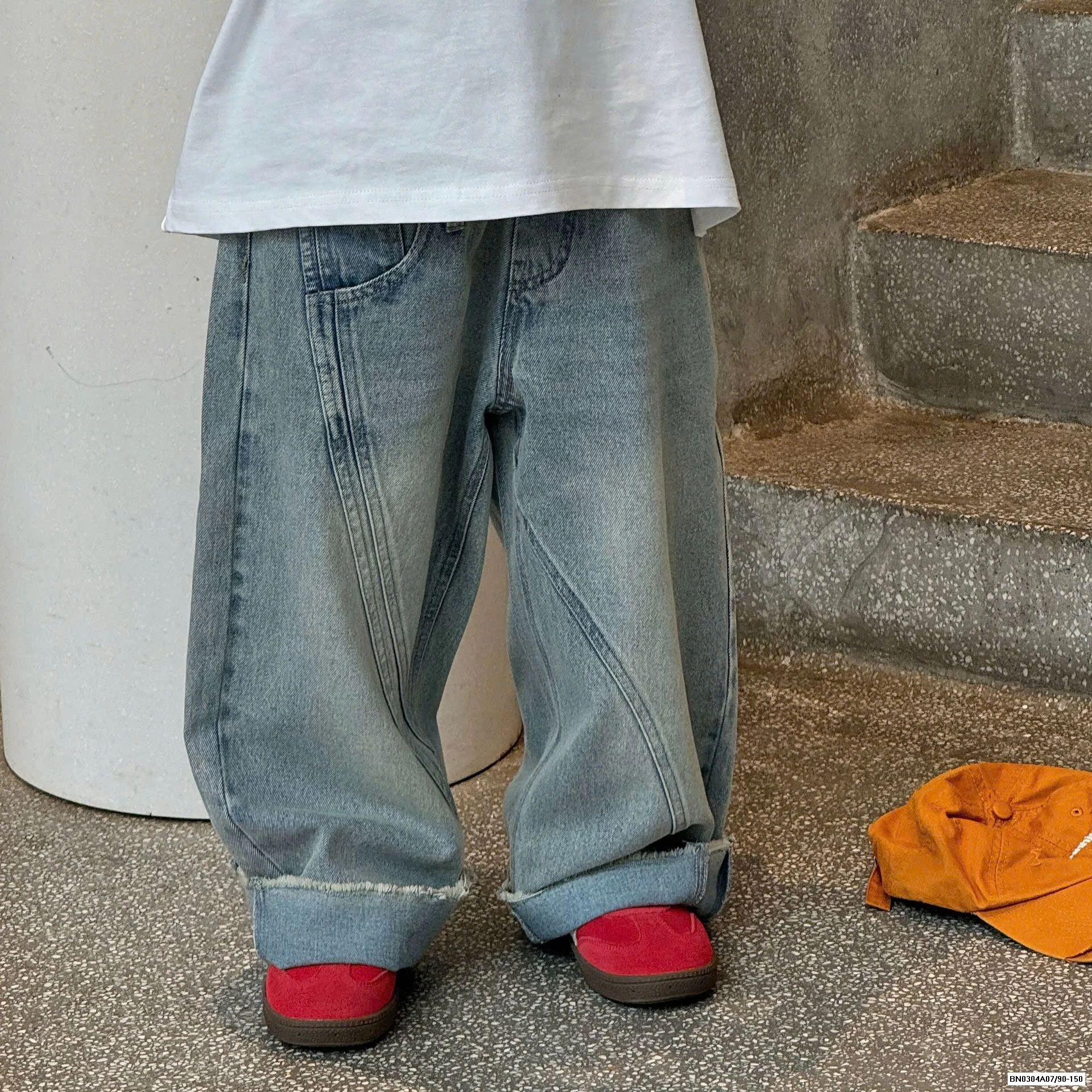 JEANS SUÔNG TUA GẤU