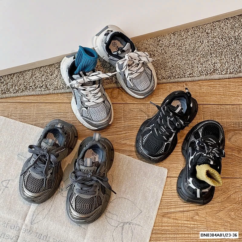 GIÀY THỂ THAO THOÁNG KHÍ CÁ TÍNH