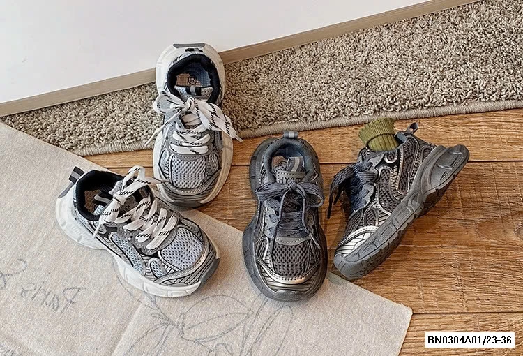 GIÀY THỂ THAO THOÁNG KHÍ CÁ TÍNH