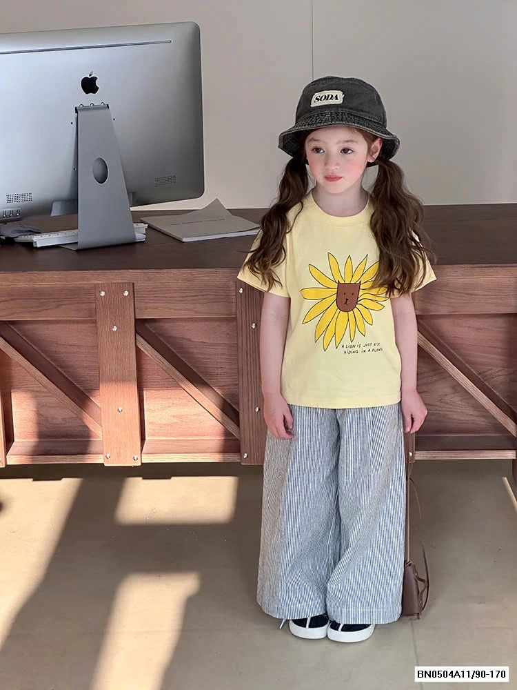 QUẦN ỐNG SUÔNG KẺ 25B047 AMBB