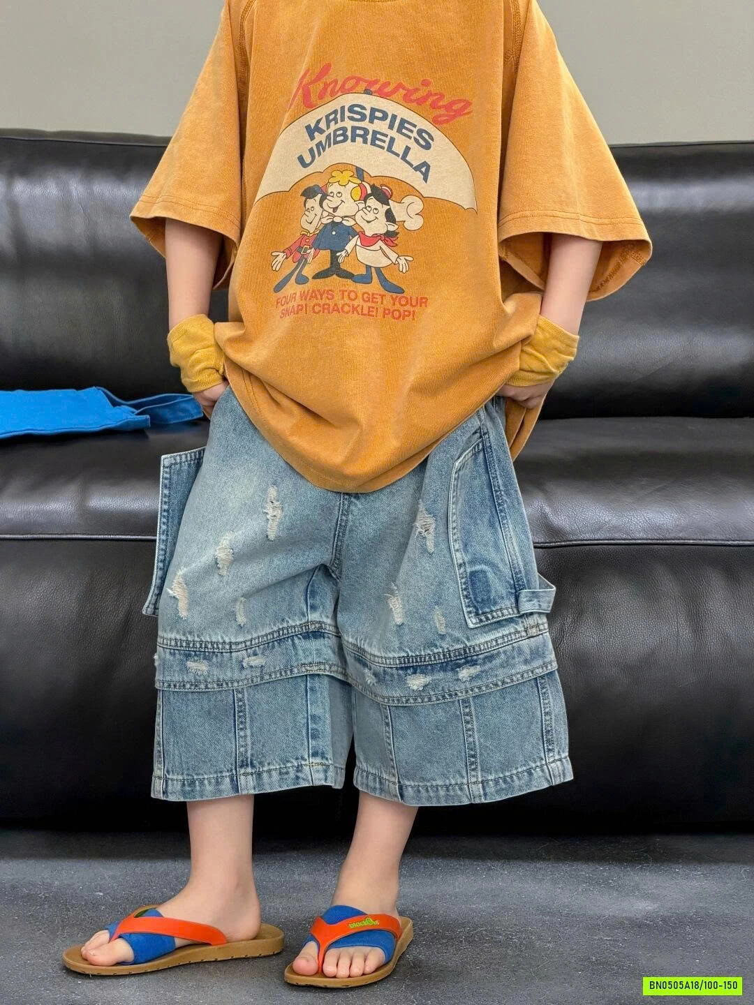 ÁO THUN VÀNG MIX SHORT JEANS CÁ TÍNH