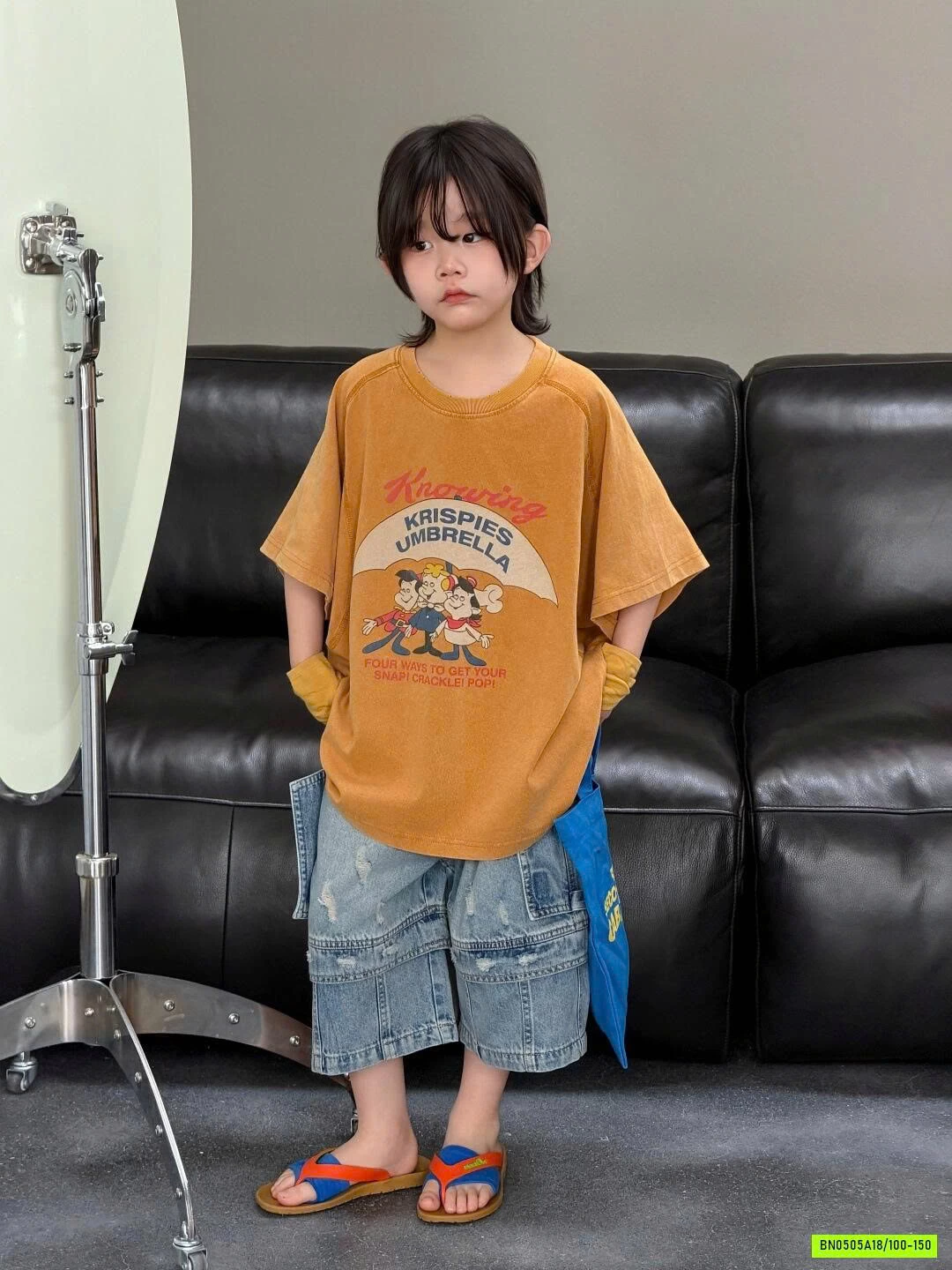 ÁO THUN VÀNG MIX SHORT JEANS CÁ TÍNH