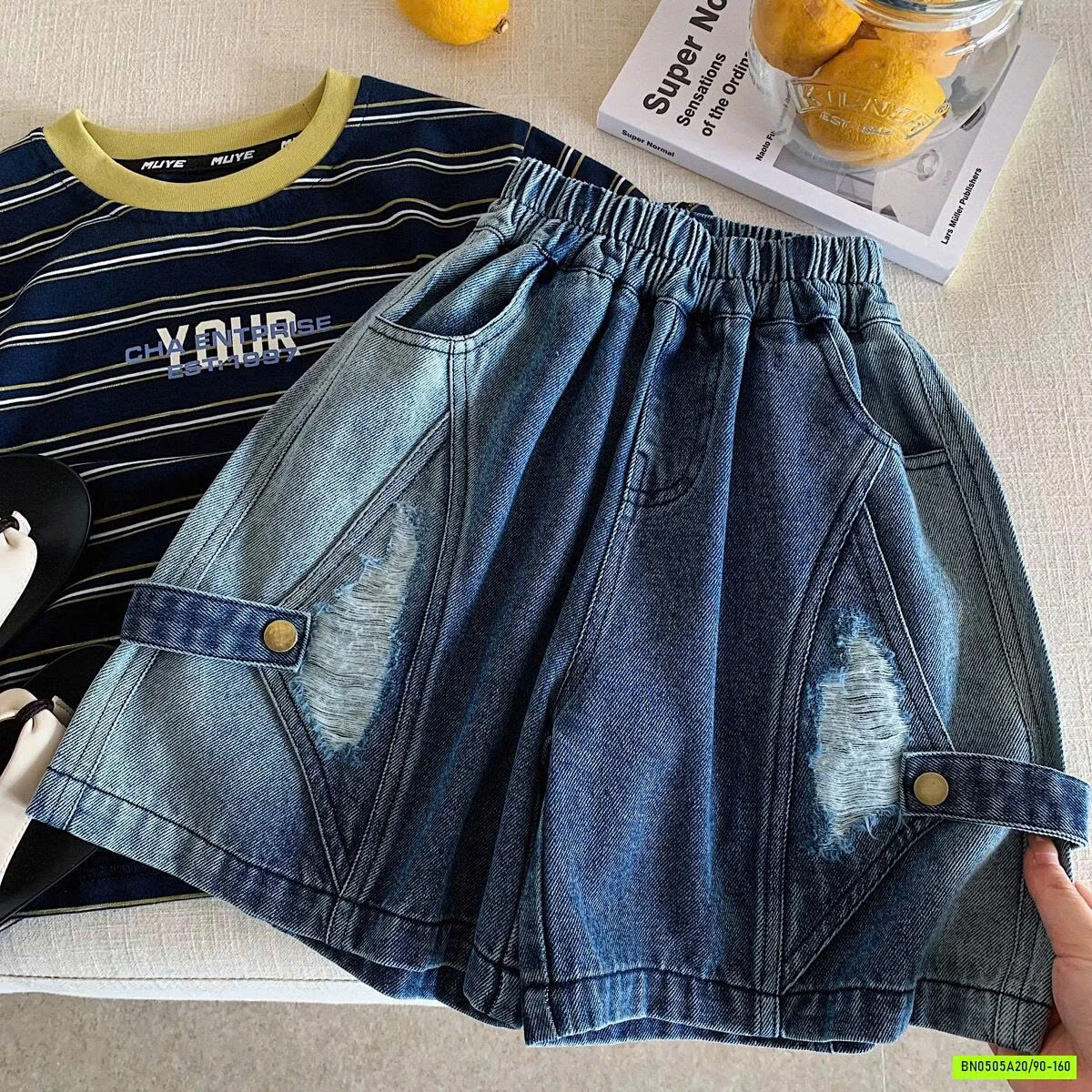 SHORT JEANS RÁCH LOANG CÁ TÍNH