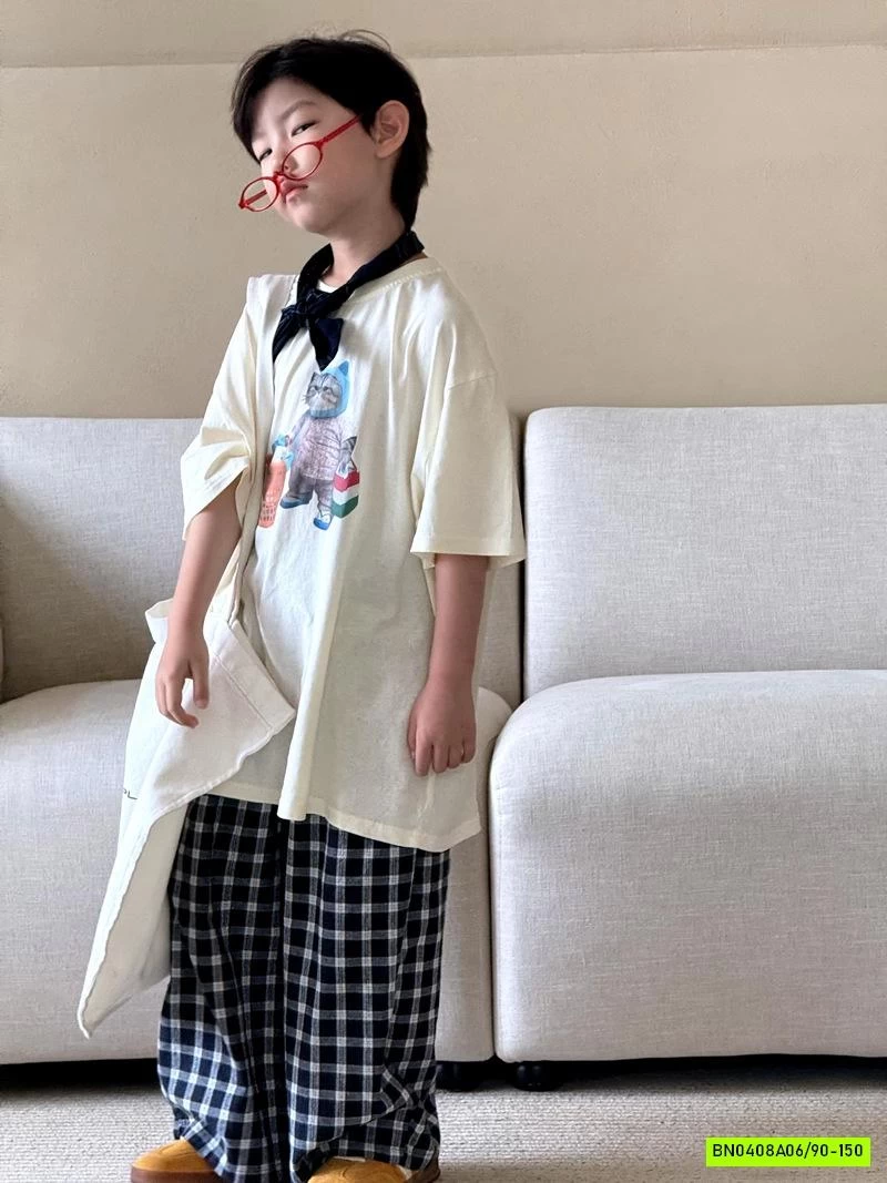 ÁO THUN CHÚ MÈO ĐỘI KHĂN