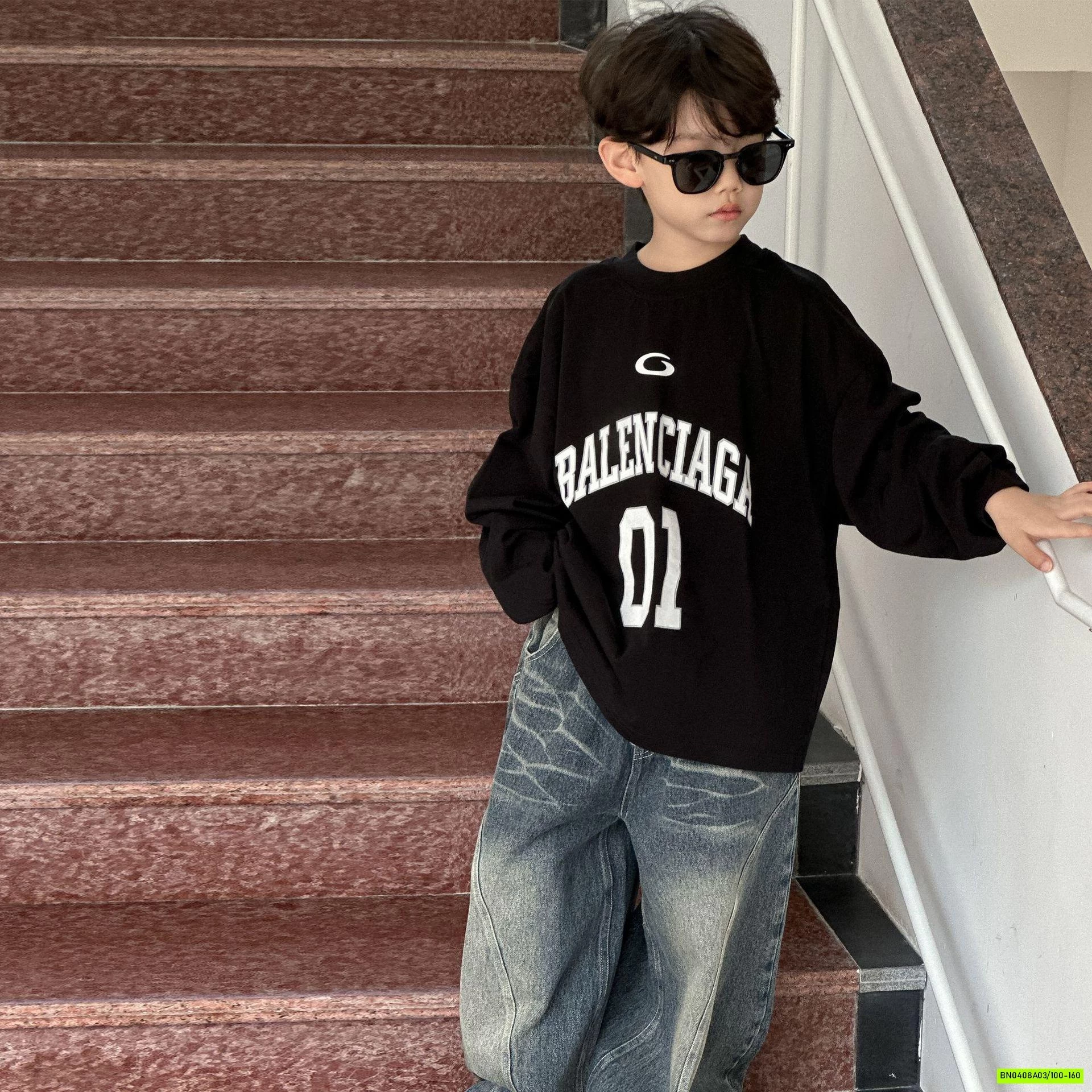 ÁO THUN ĐEN SỐ 01