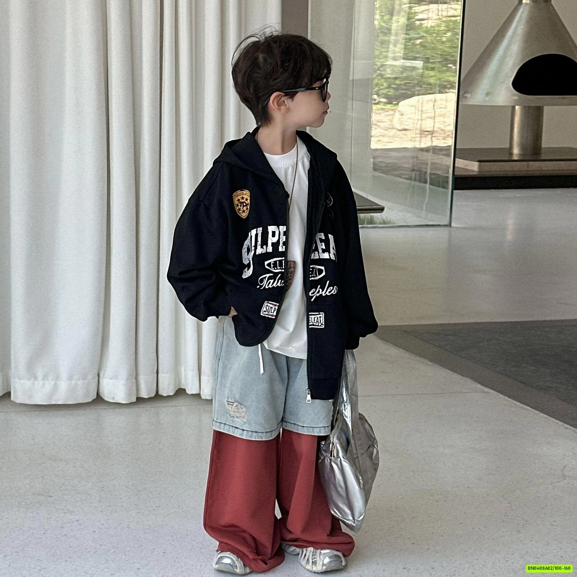 KHOÁC NỈ ĐEN LIỀN MŨ