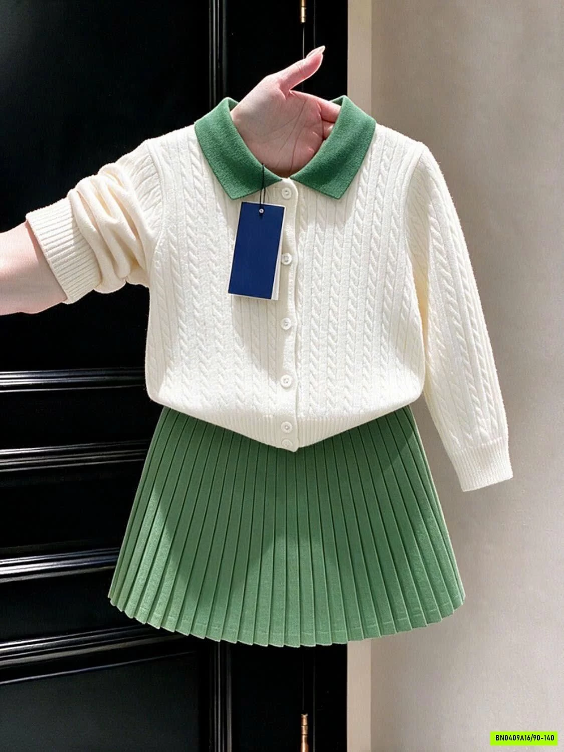 SÉT ĐẦM LEN 2 CHI TIẾT