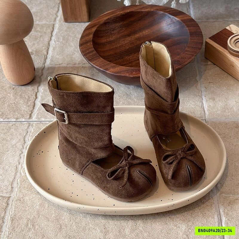 BOOT NHUNG NÂU TÂY CAO CỔ