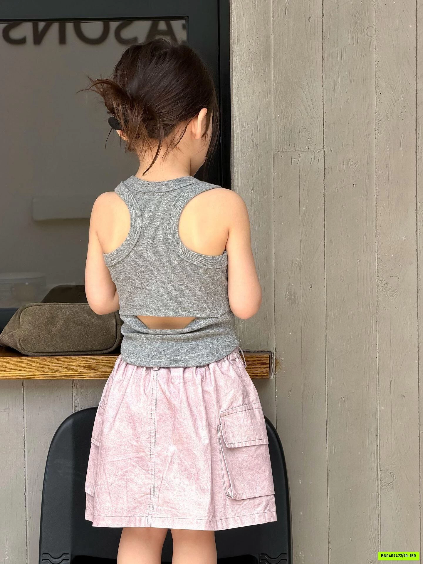 ÁO THUN GÂN SÁT NÁCH KHOÉT LƯNG LANMOMO