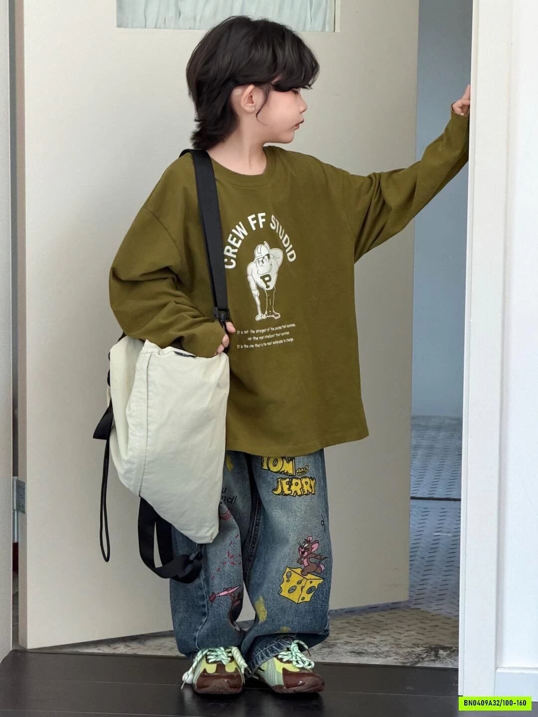 ÁO XANH OLIVE MIX JEANS CHUỘT JERRY