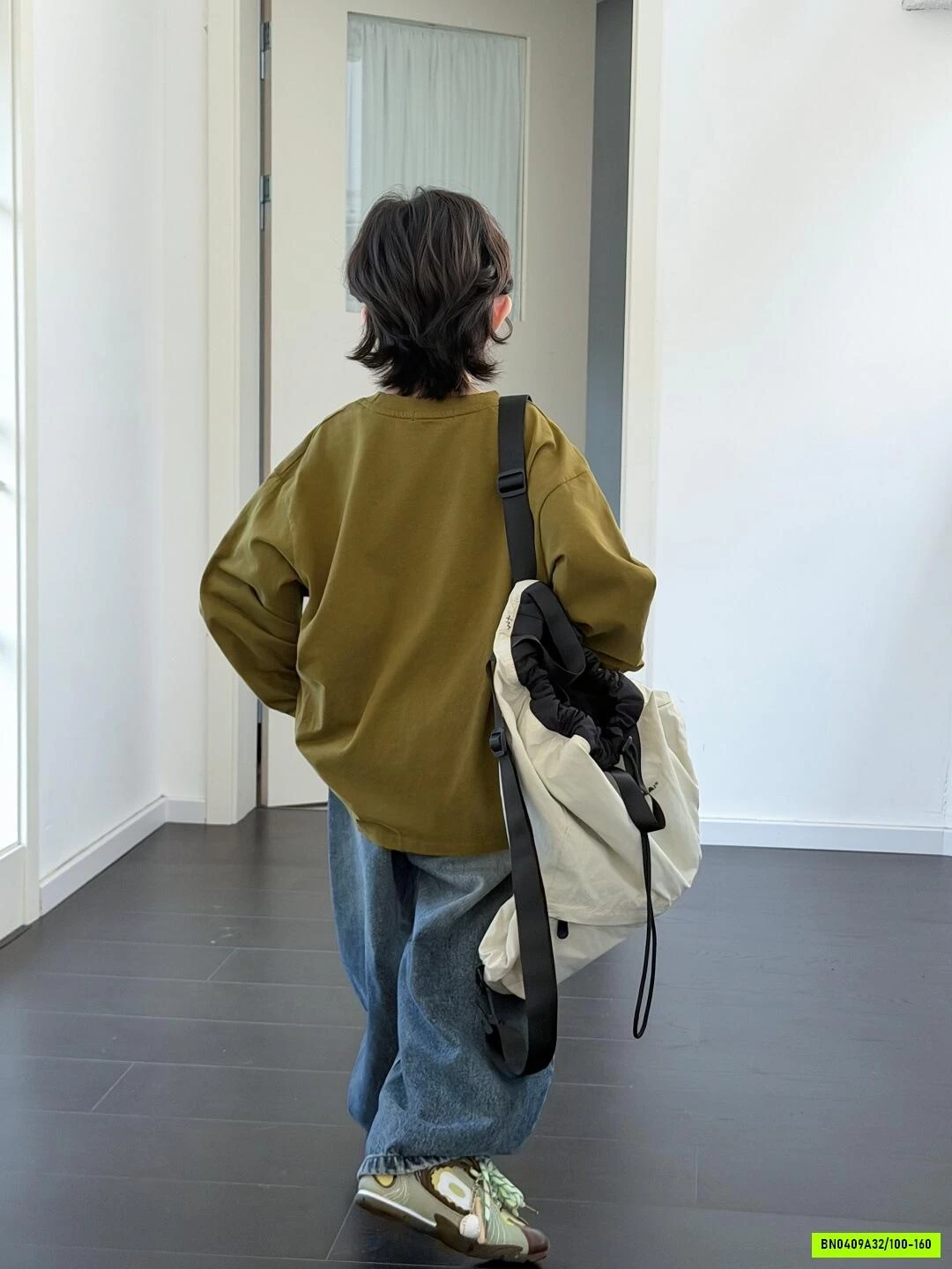 ÁO XANH OLIVE MIX JEANS CHUỘT JERRY