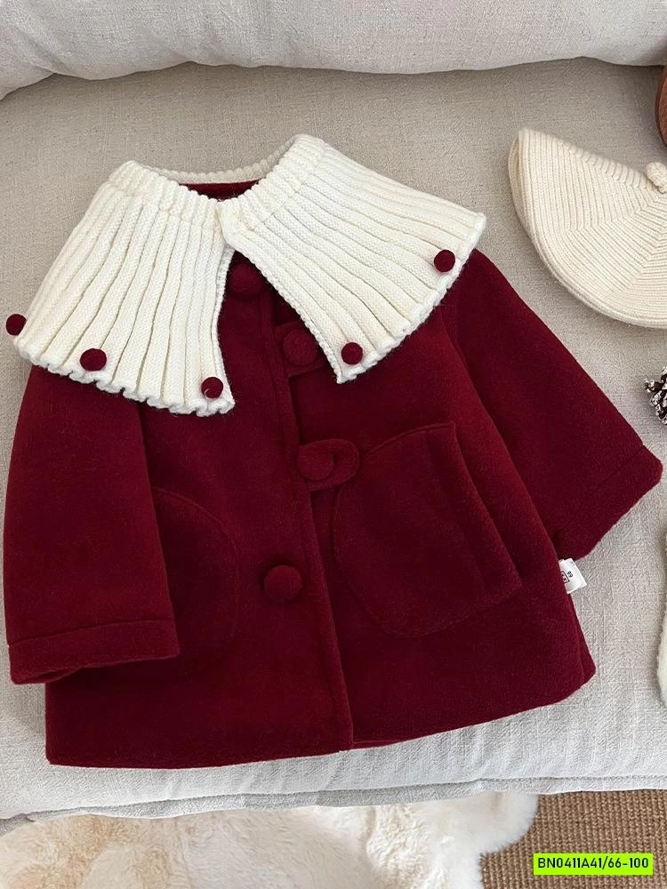 KHOÁC NỈ ĐỎ LÓT NHUNG KÈM CHOÀNG