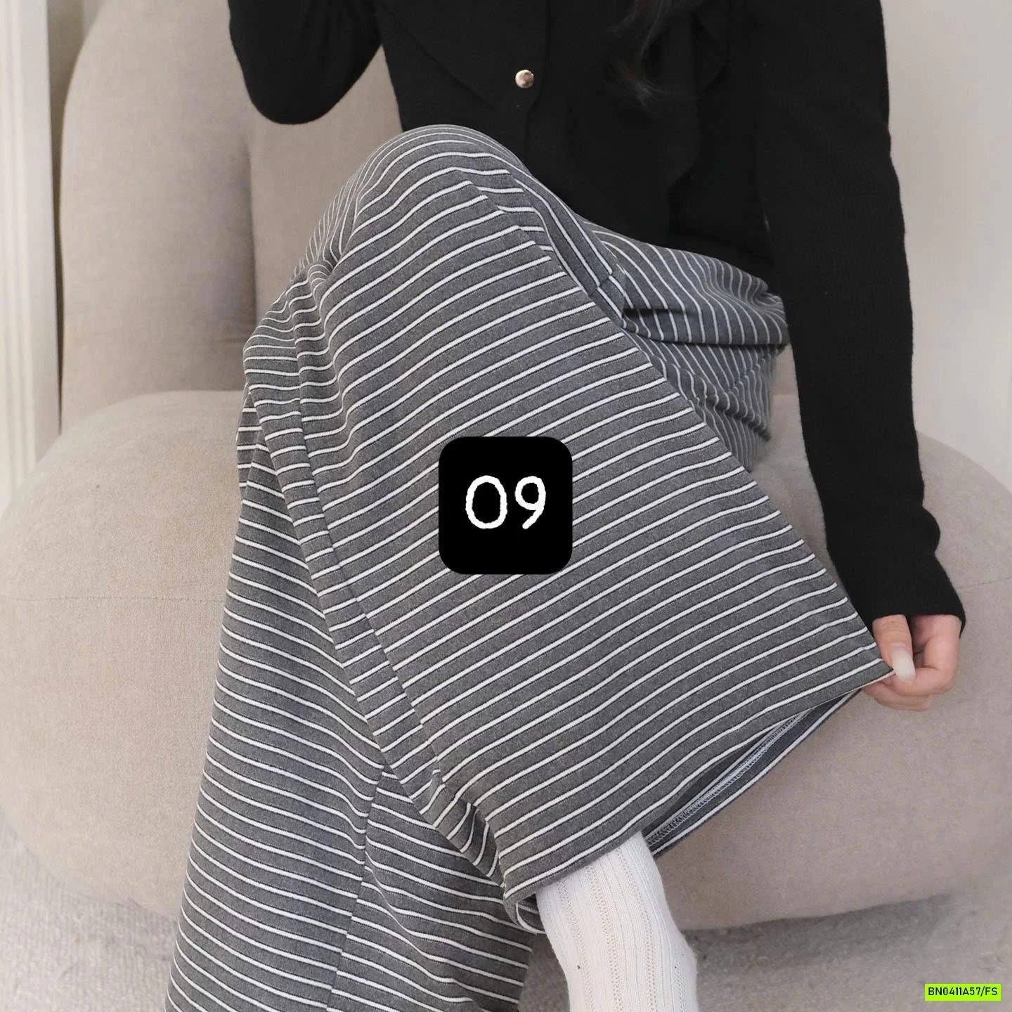 QUẦN NỈ SUÔNG KẺ MẶC NHÀ