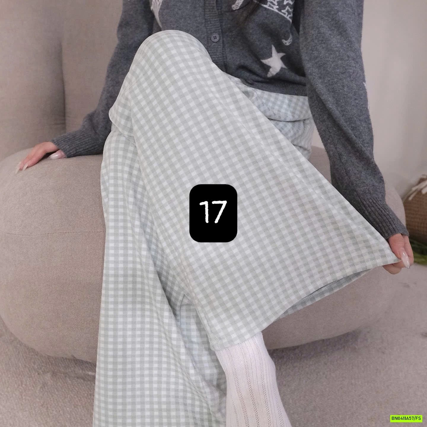 QUẦN NỈ SUÔNG KẺ MẶC NHÀ