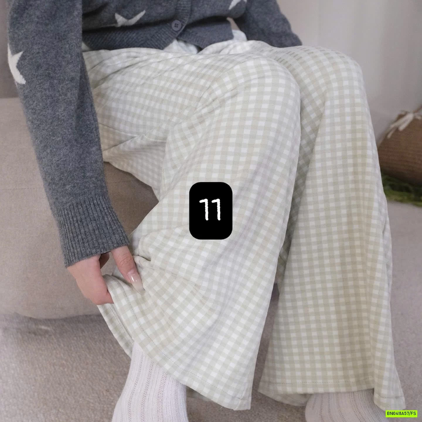 QUẦN NỈ SUÔNG KẺ MẶC NHÀ