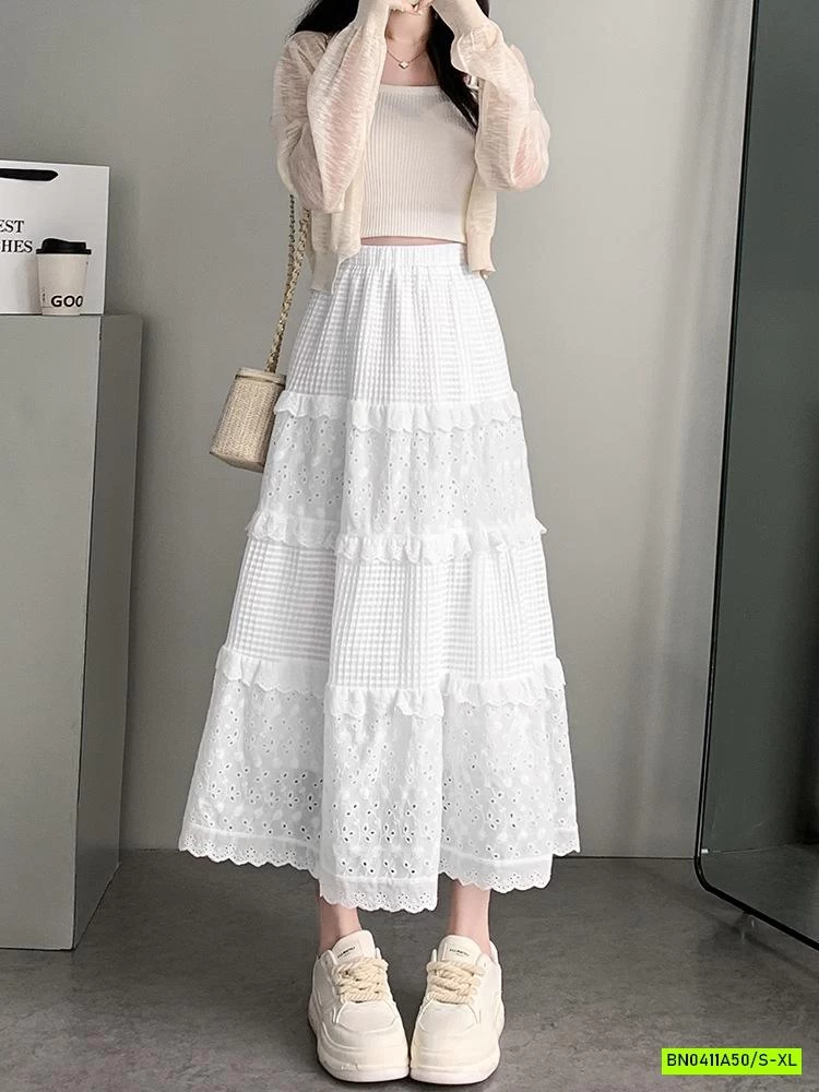 CHÂN VÁY MAXI TRẮNG THÊU NỔI