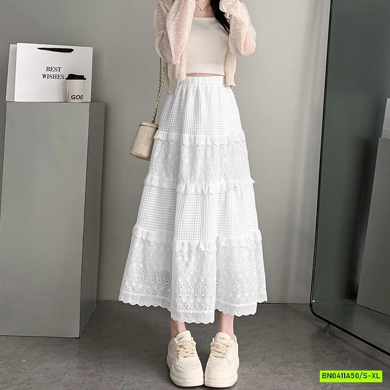 CHÂN VÁY MAXI TRẮNG THÊU NỔI