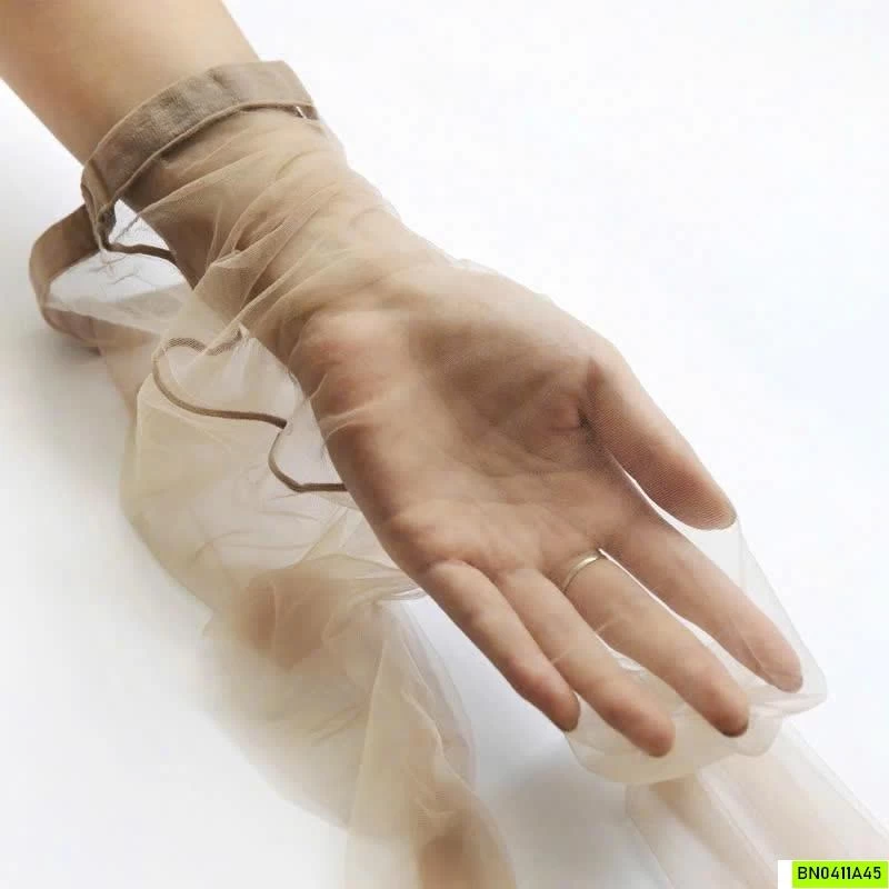 QUẦN TẤT GIẤY TÀNG HÌNH