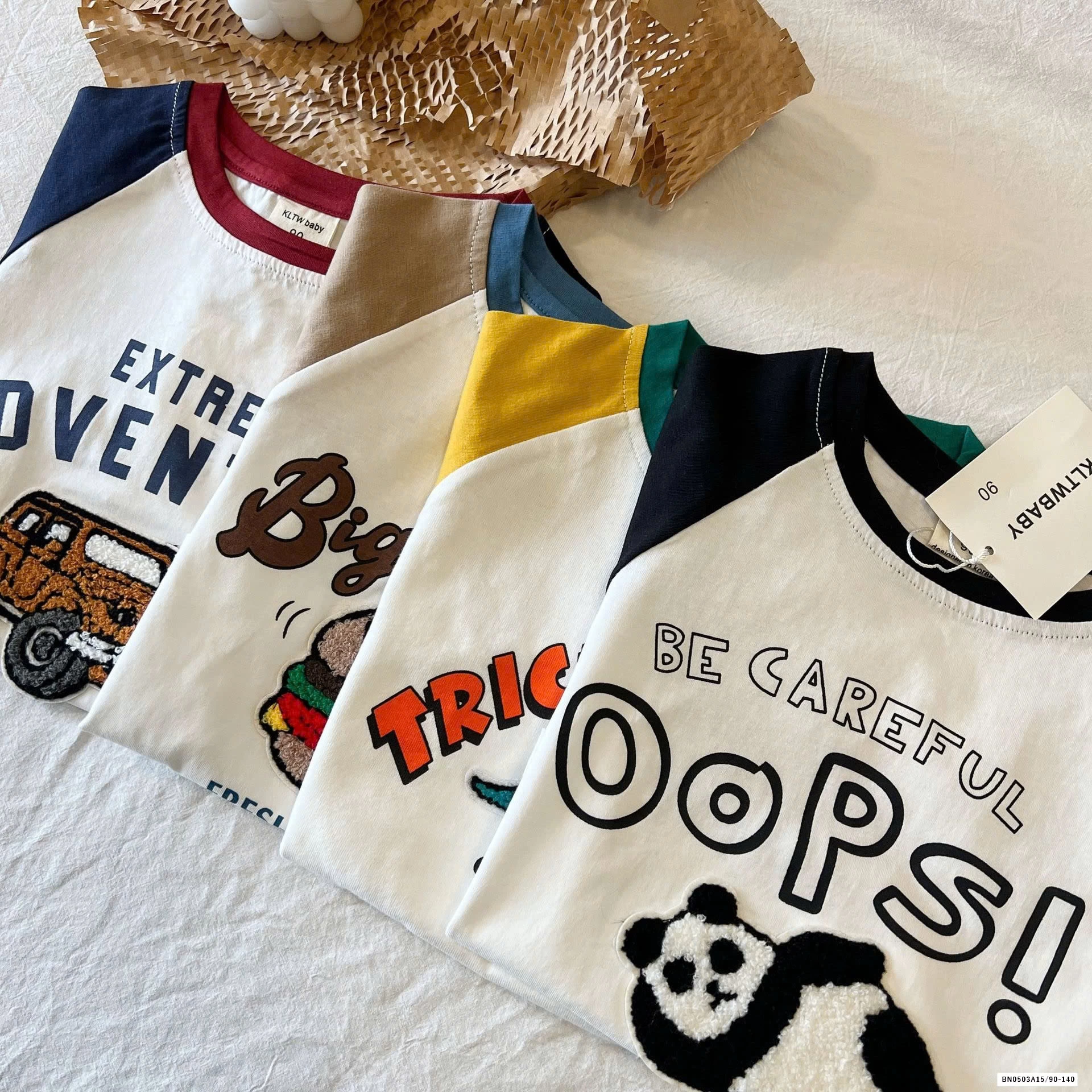 ÁO THUN PHỐI MÀU TAY