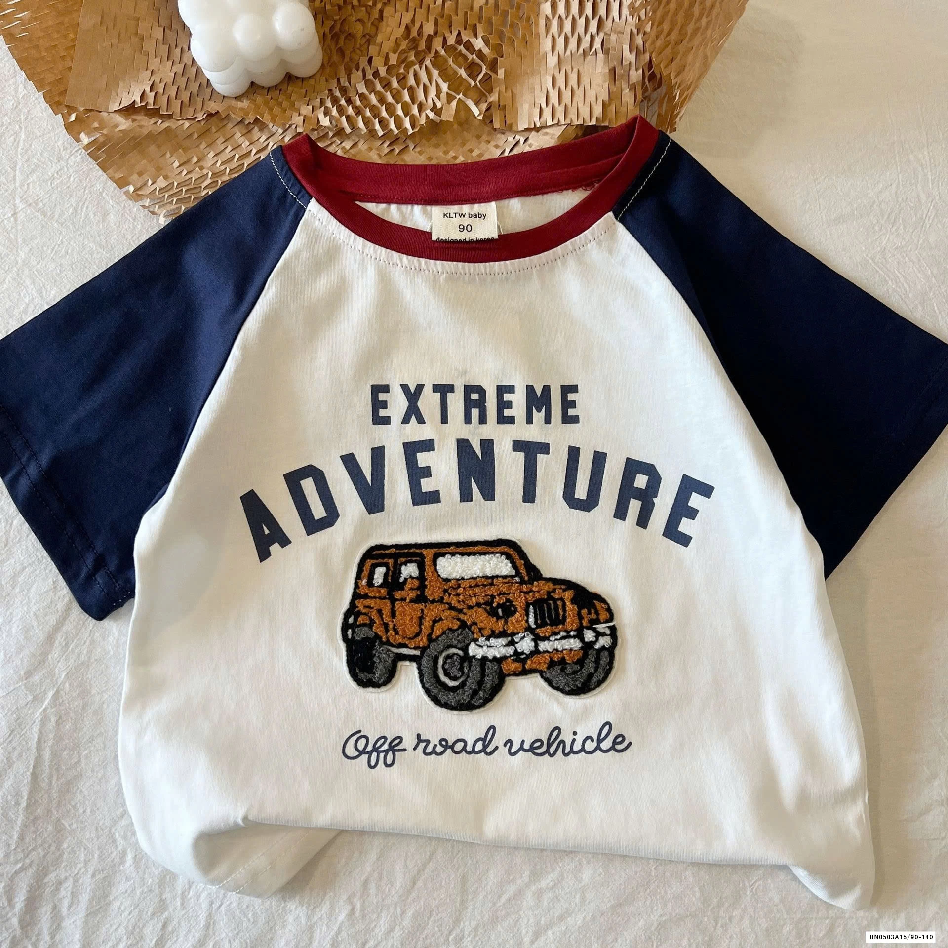 ÁO THUN PHỐI MÀU TAY