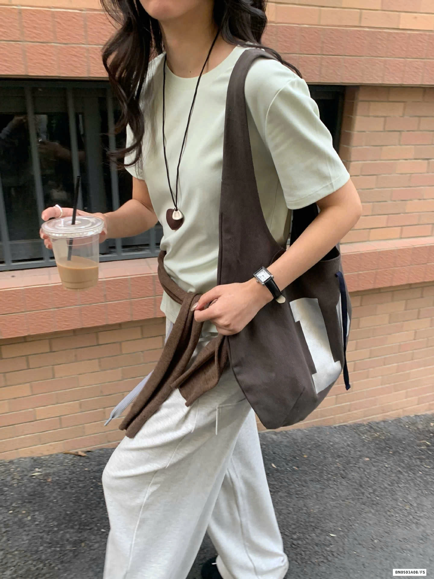 THUN TRƠN CỔ TRÒN BASIC