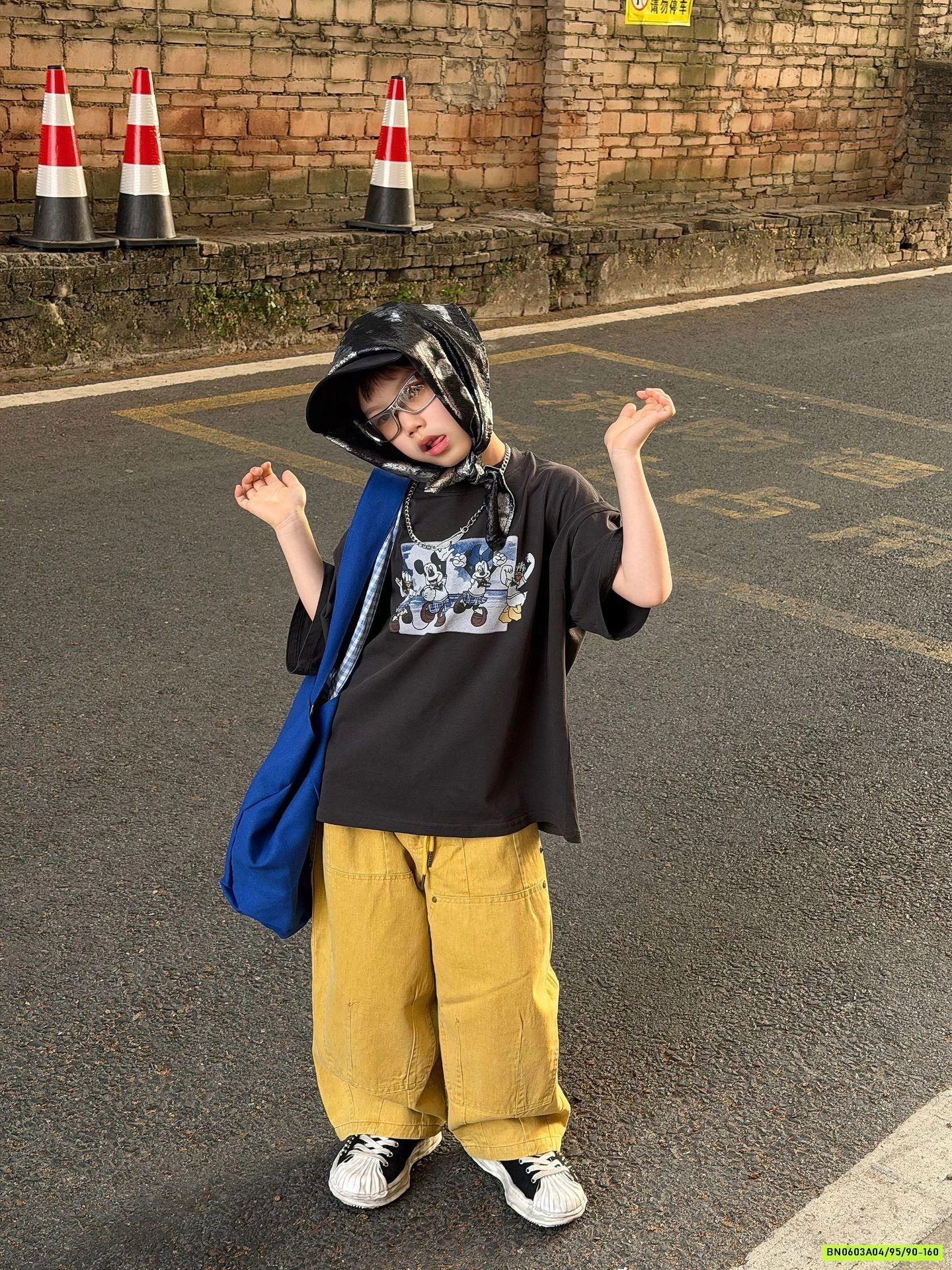 ÁO MICKEY MIX BAGGY VÀNG FANSHU