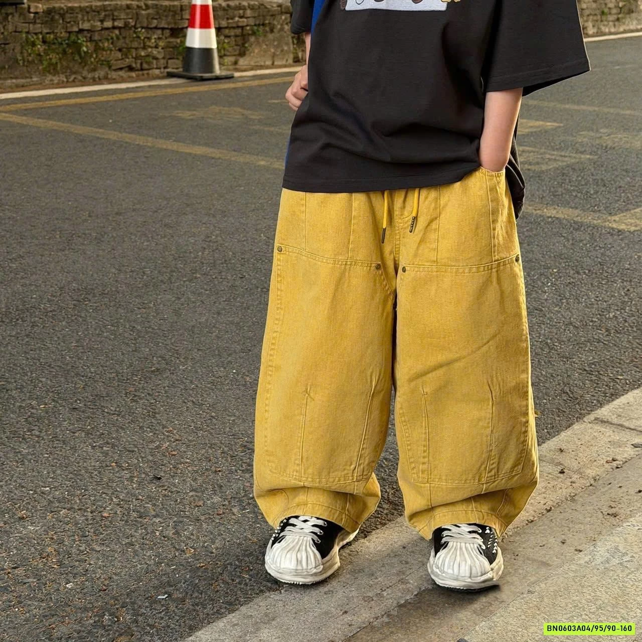 ÁO MICKEY MIX BAGGY VÀNG FANSHU