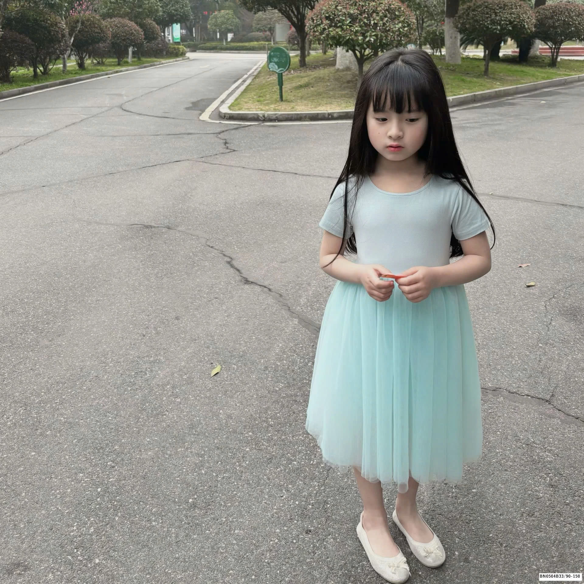 ĐẦM THUN CHÂN VOAN