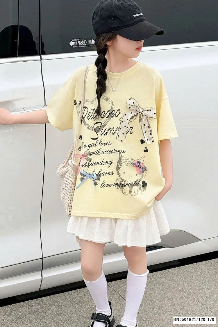 ÁO THUN CHỮ GẮN NƠ MIX CV TRẮNG