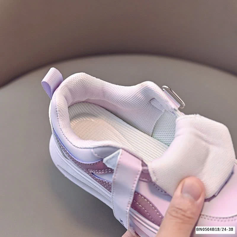 GIÀY  THỂ THAO ĐỘN ĐẾ