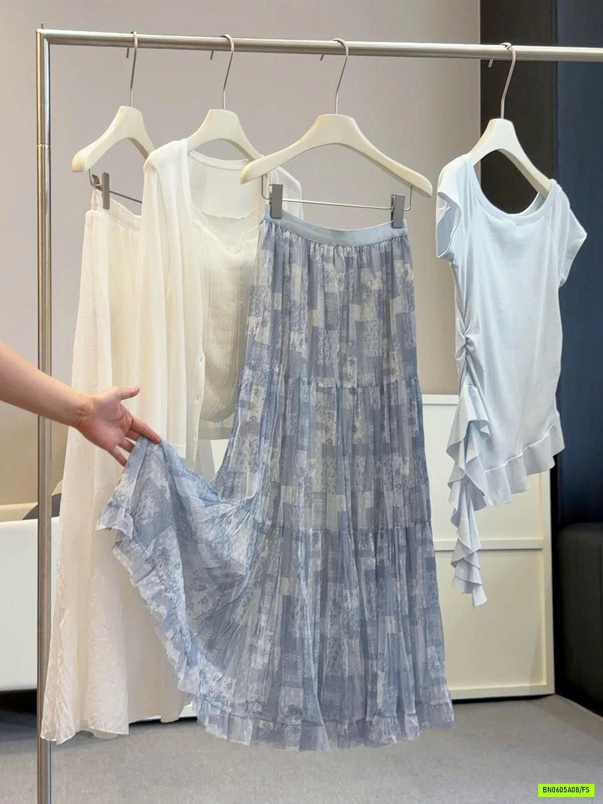 CHÂN VÁY VOAN HỌA TIẾT DÁNG DÀI ANNA