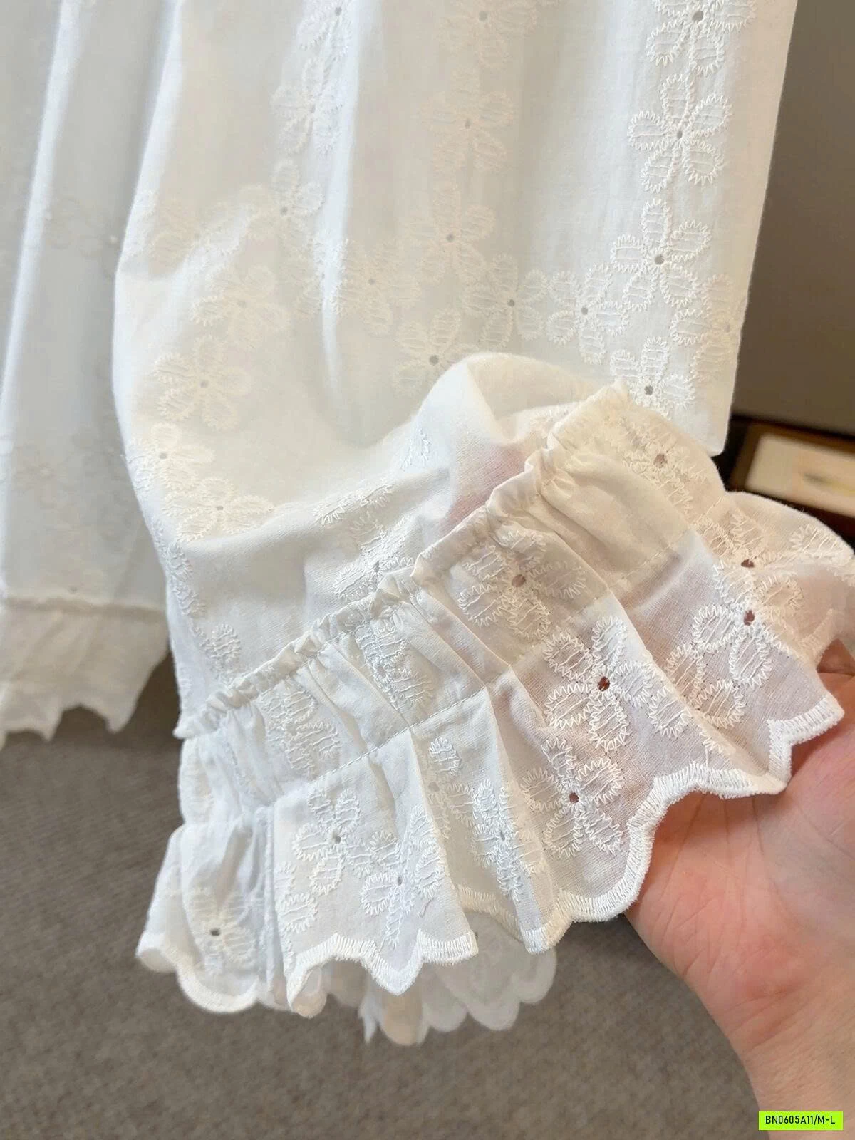 QUẦN ĐŨI SUÔNG VIỀN BÈO ANNA