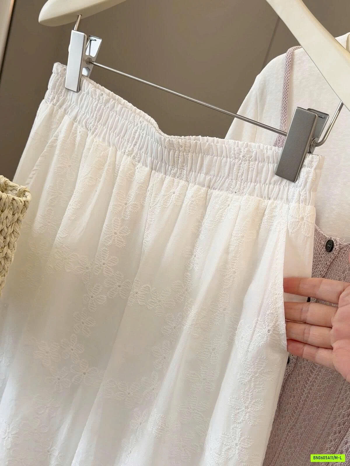 QUẦN ĐŨI SUÔNG VIỀN BÈO ANNA