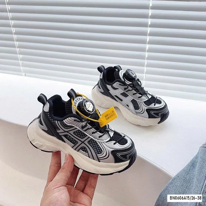 SNEAKER THOÁNG KHÍ SIÊU NHẸ