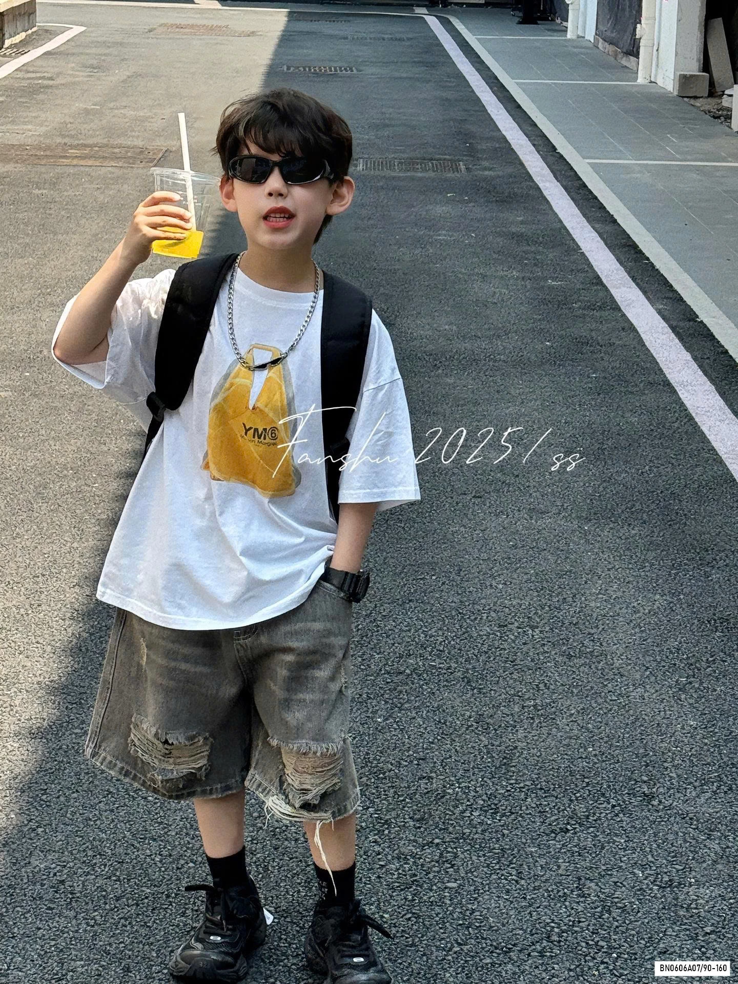 ÁO THUN IN HÌNH TÚI VÀNG