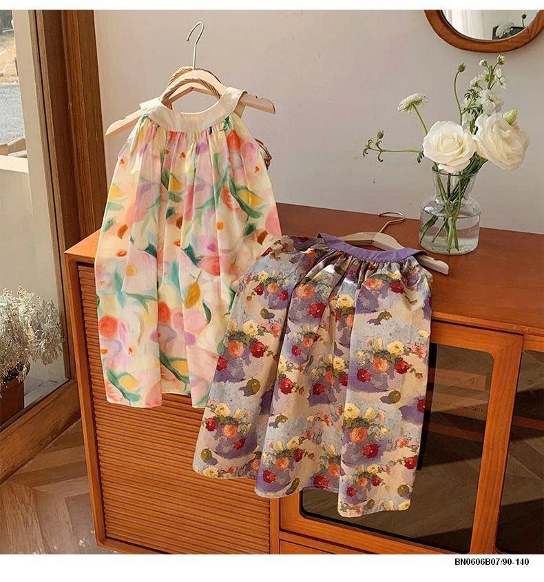 ĐẦM HOA CỔ YẾM