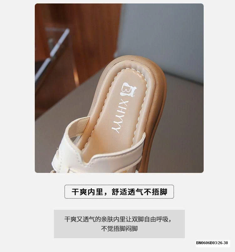 DÉP LÊ QUAI CHỮ H BÉ GÁI