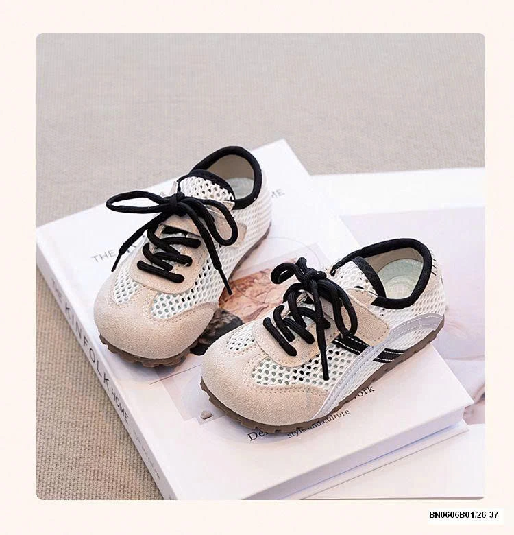 GIÀY THỂ THAO LƯỚI HÈ 2025