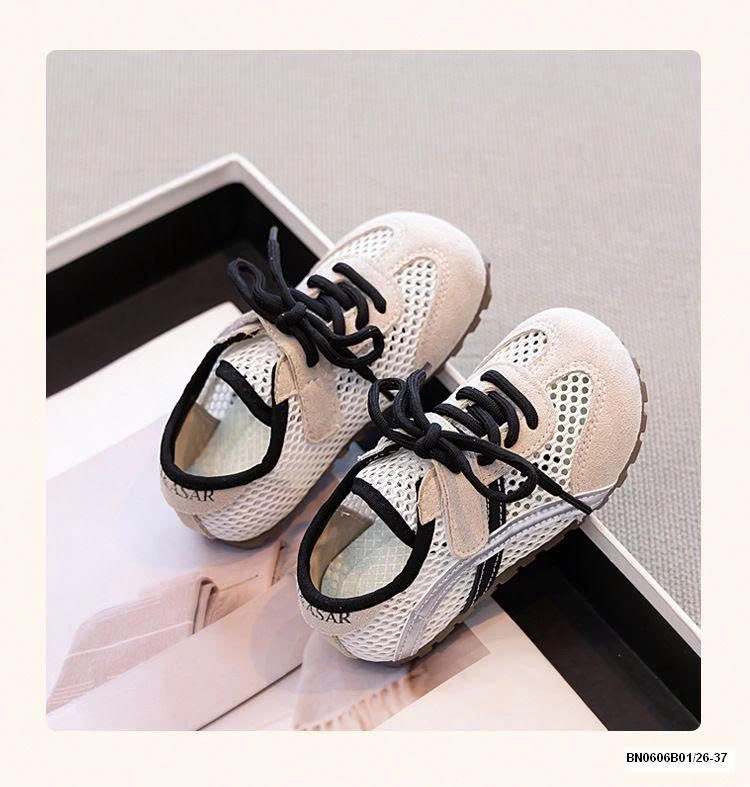 GIÀY THỂ THAO LƯỚI HÈ 2025