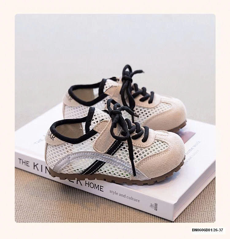 GIÀY THỂ THAO LƯỚI HÈ 2025