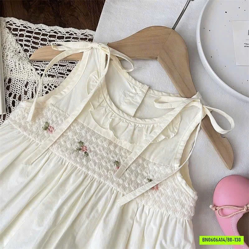 VÁY SÁT NÁCH THÊU HOA NGỰC