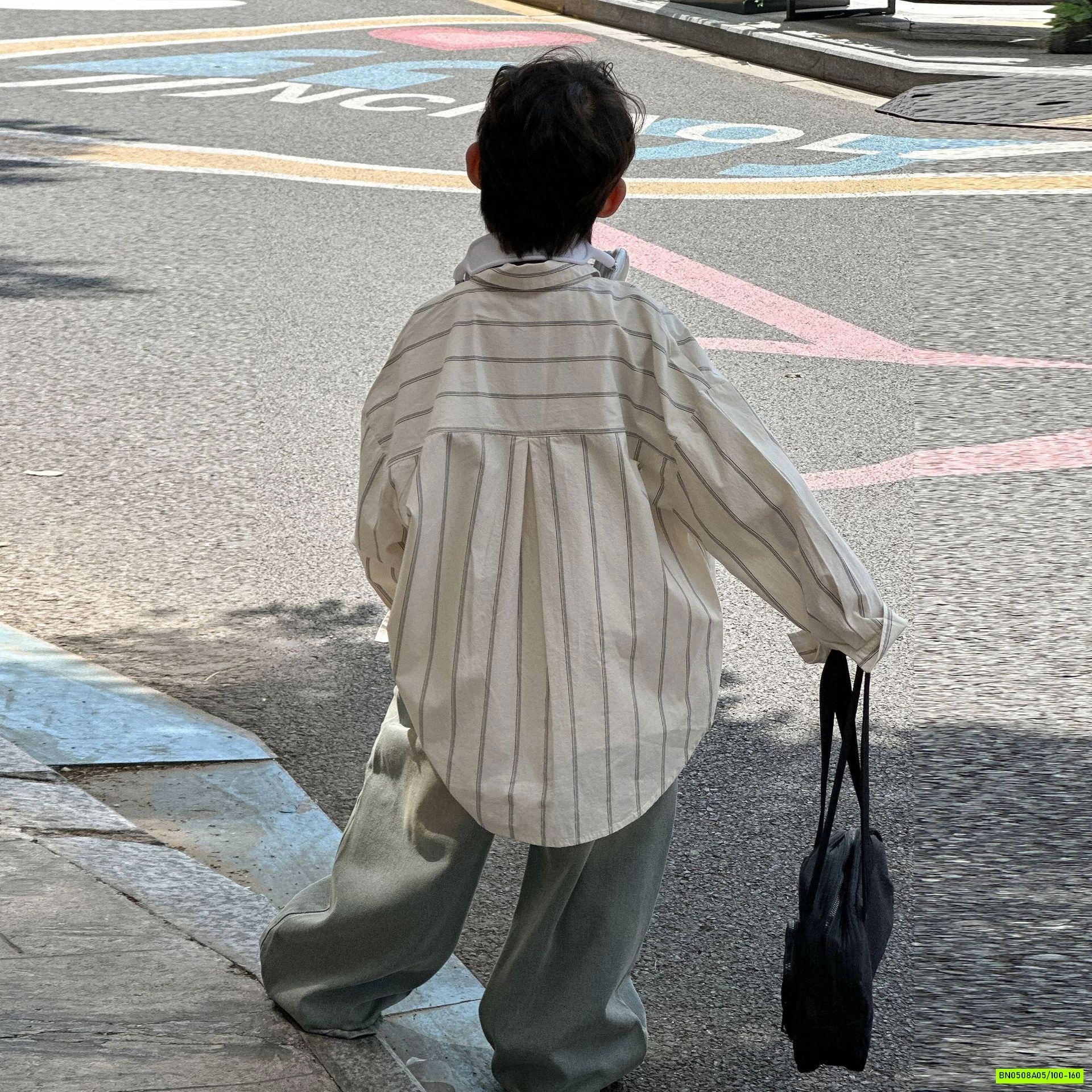 KHOÁC SƠ MI SỌC MIX JEANS SUÔNG