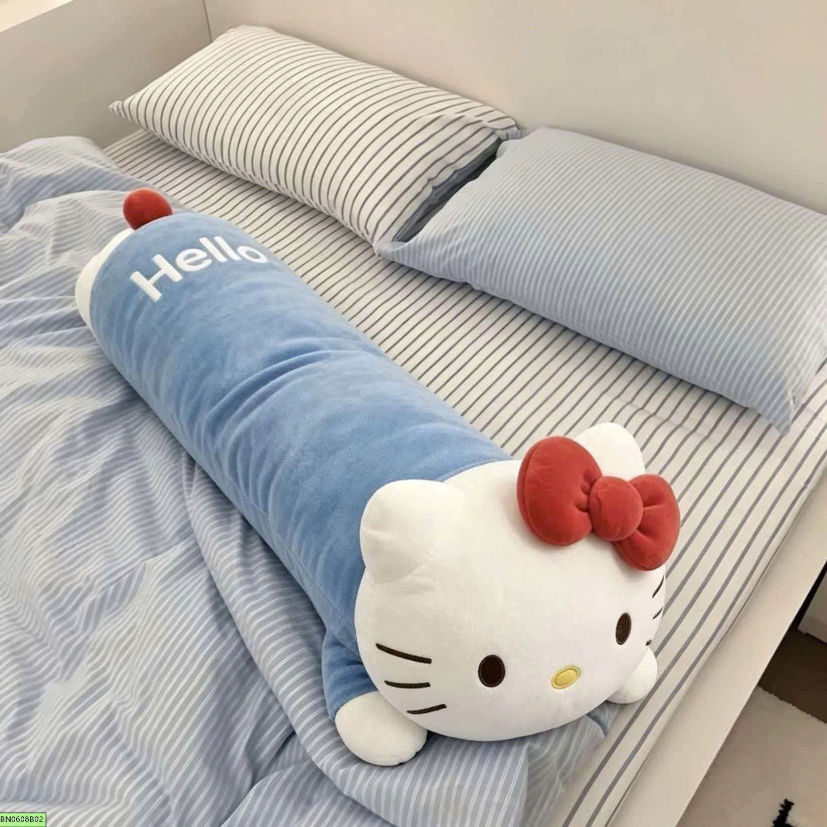 MÈO GỐI ÔM