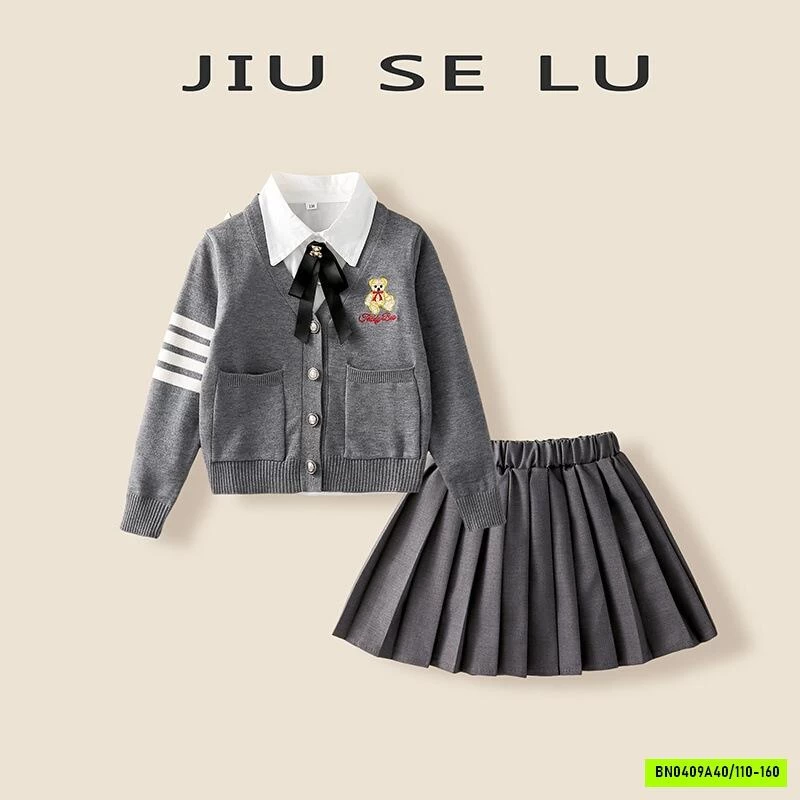 SÉT NỮ SINH 3 CHI TIẾT THÊU GẤU