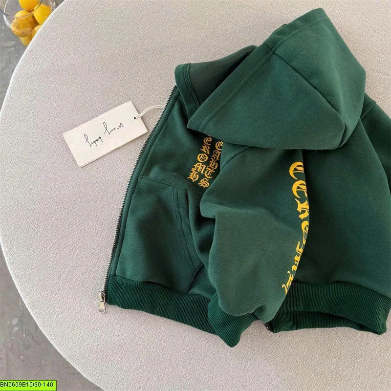ÁO KHOÁC NỈ CHỮ CÁI