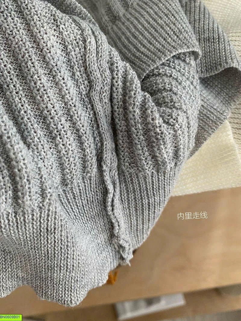 ÁO LEN KÈM KHĂN CHOÀNG CỔ