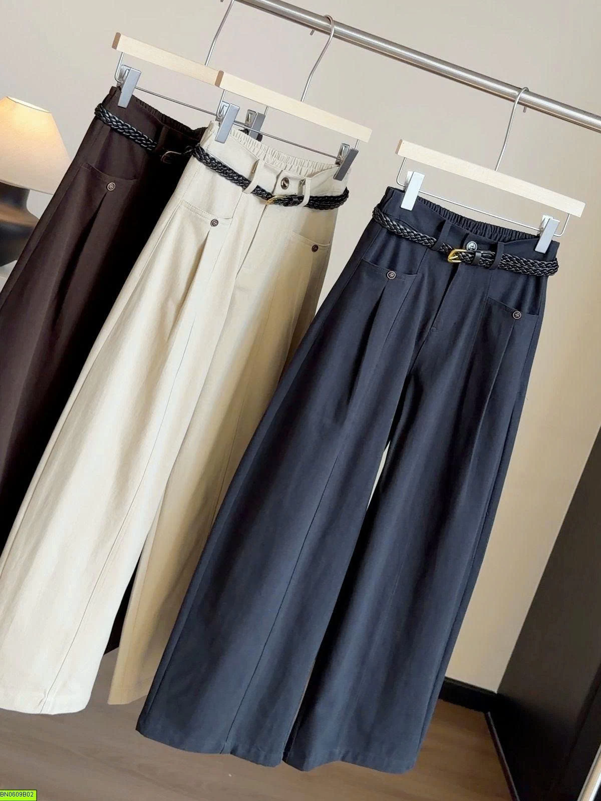QUẦN SUÔNG CẠP CHUN KÈM BELT